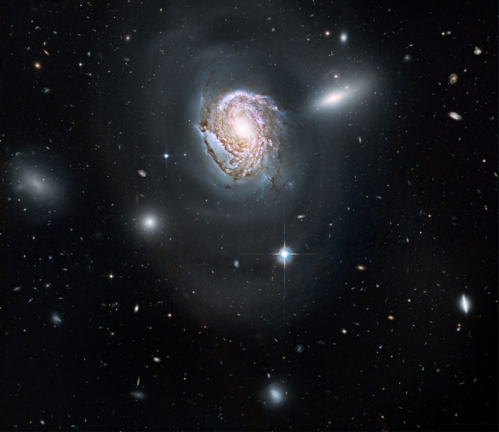 Coma Cluster of galaxies || NGC 4911 || Radio galaxy