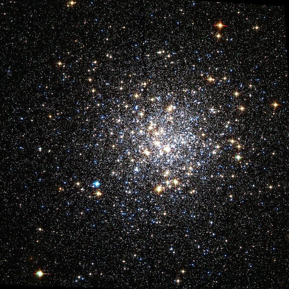 M9 or NGC 6333 || Globular Cluster